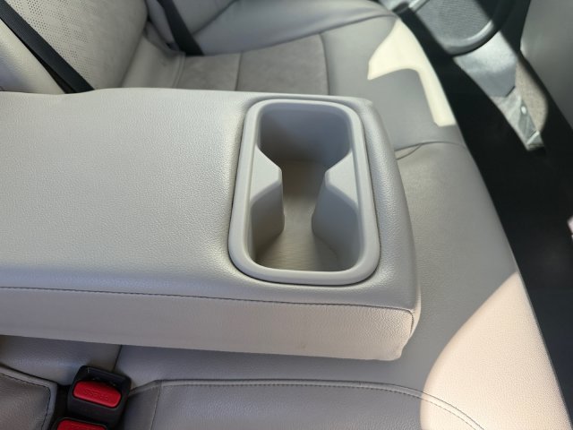 Used 2023 White Nissan 2.5 SL image 35