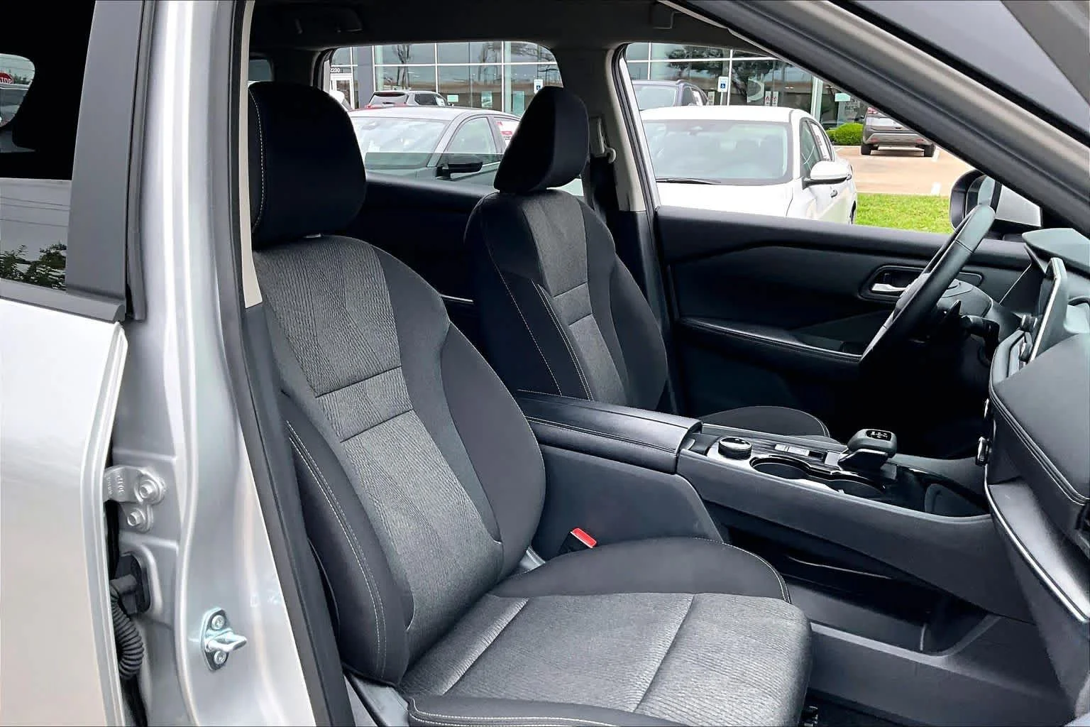Used 2025 Brilliant Silver Metallic Nissan SV image 9