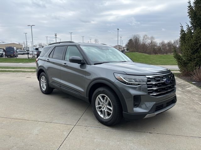New 2026 Carbonized Gray Metallic Ford Active image 33