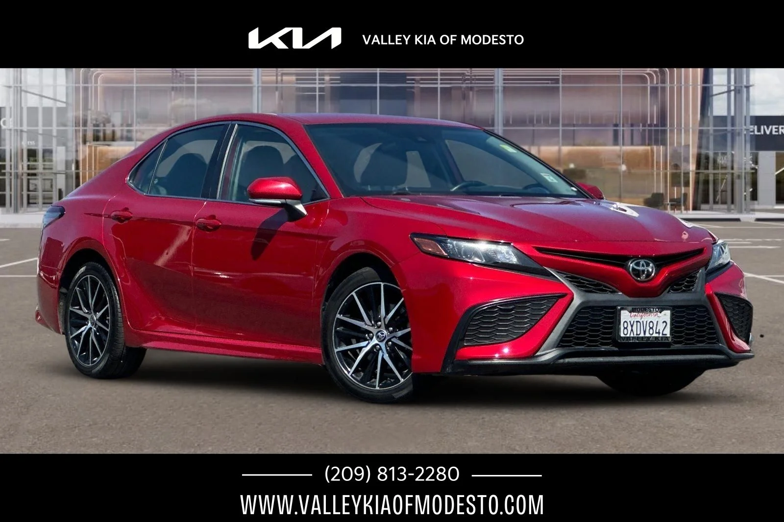 2022 Toyota Camry SE