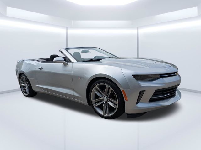Used 2018 Silver Chevrolet 1LT image 2