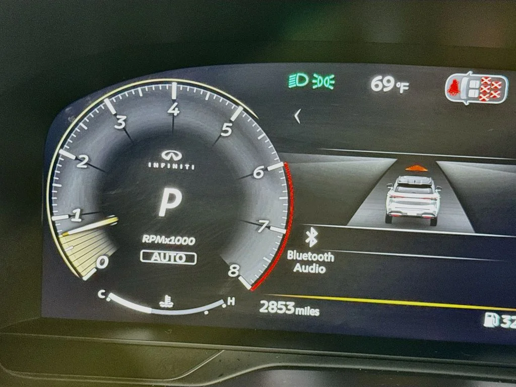 Certified Used 2026 Black INFINITI PURE image 17