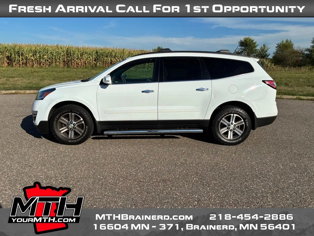 Used 2017 White Chevrolet 2LT image 5