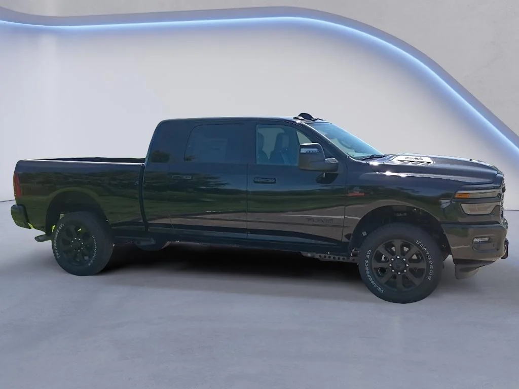 New 2026 Diamond Black Crystal Pearl-Coat Exterior Paint RAM Laramie image 8
