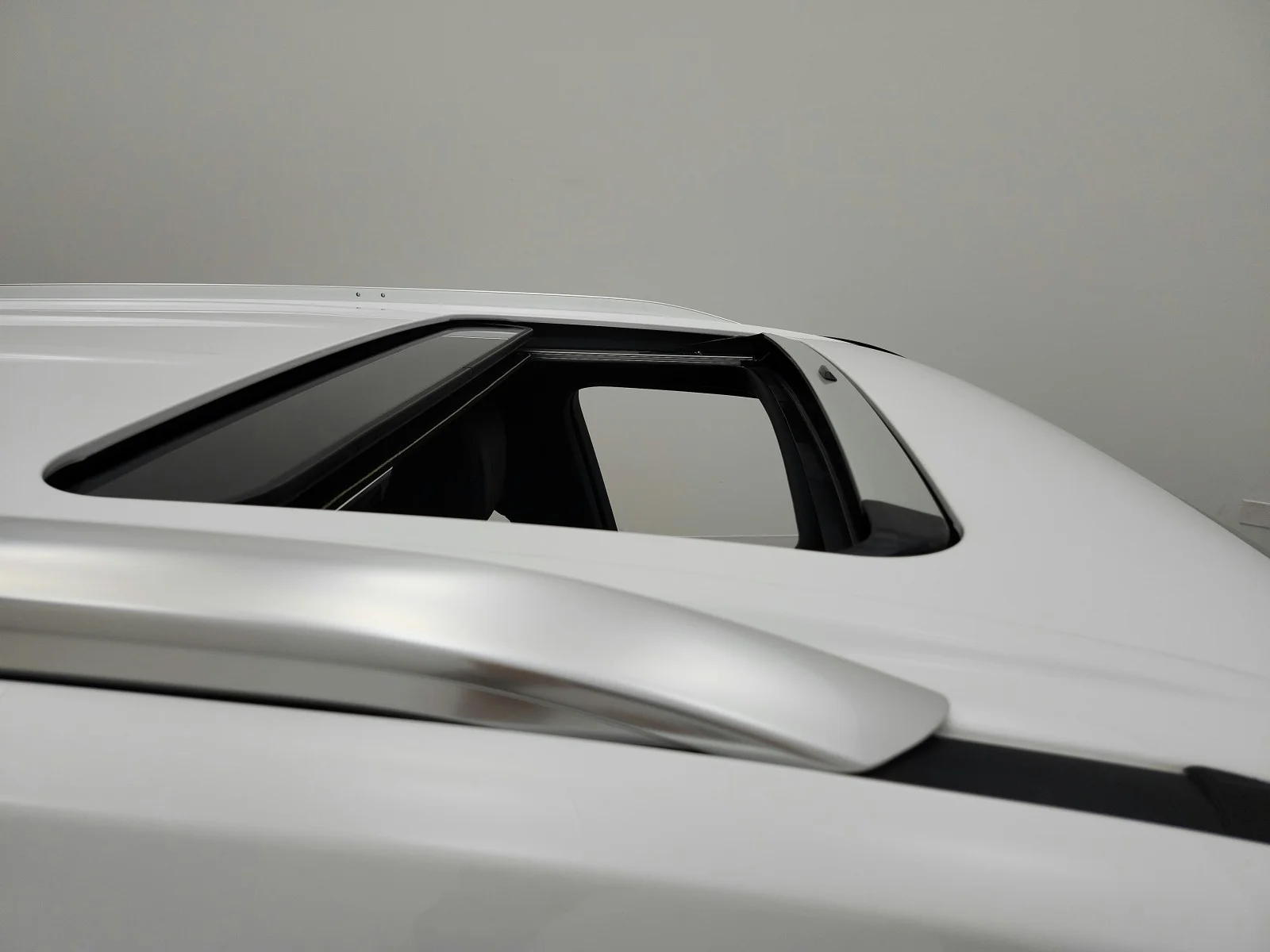 Used 2025 Ultra White Lexus LX 700h F SPORT 4WD image 17