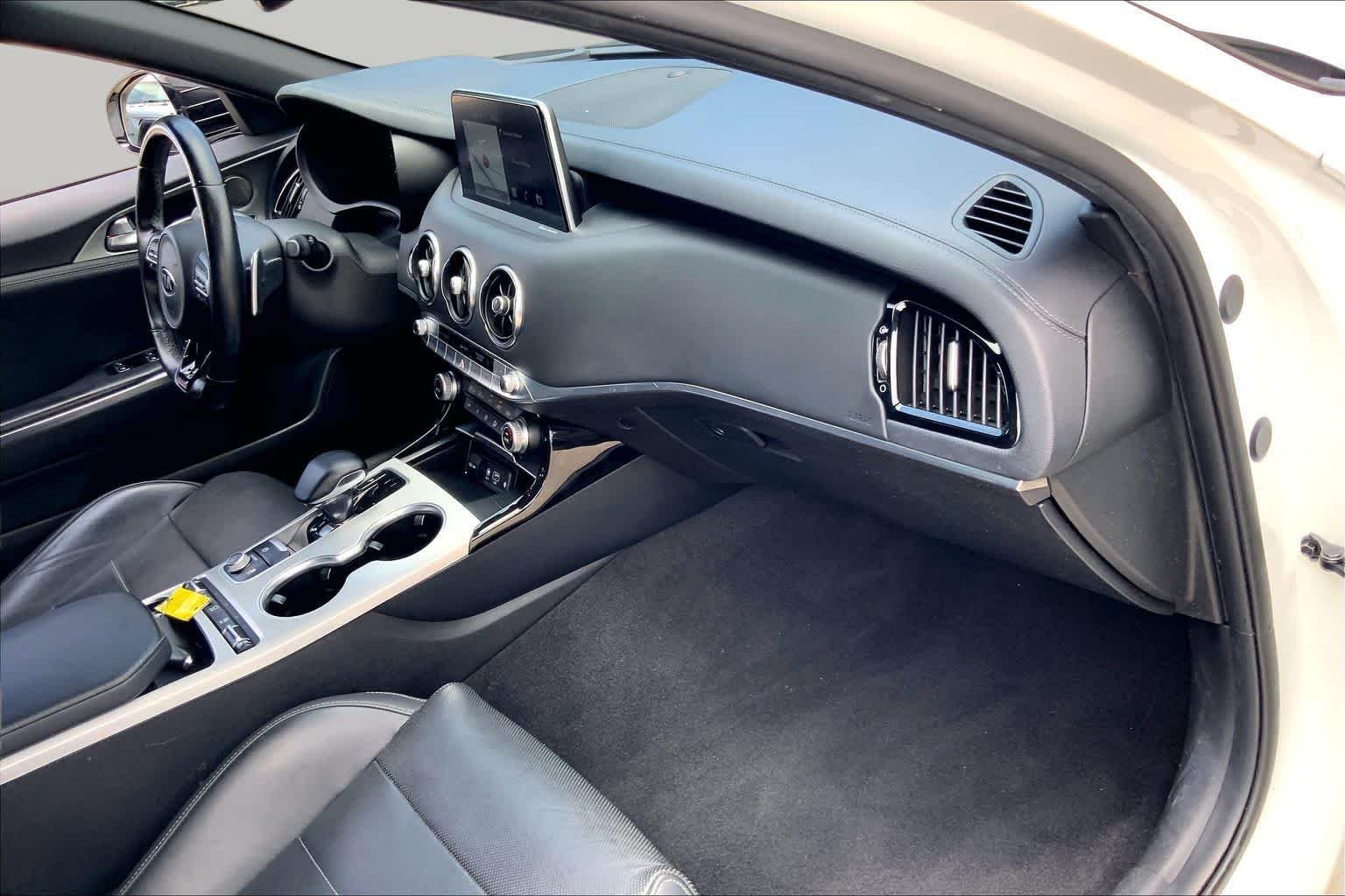 Used 2021 Snow White Pearl Kia GT2 image 18