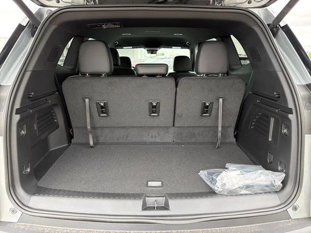 2026 GMC Acadia Elevation - Photo 25