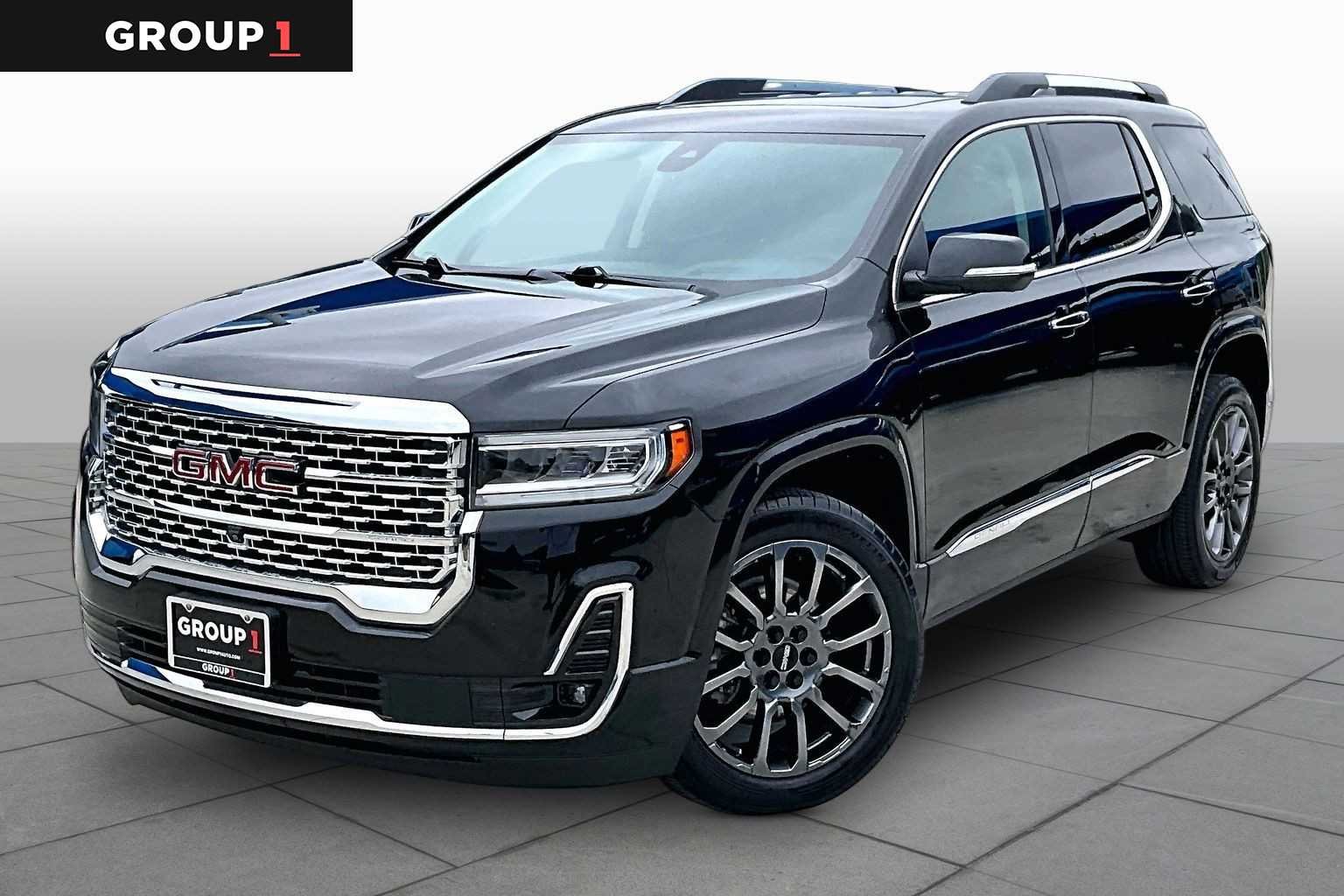 2023 GMC Acadia Denali FWD's photo