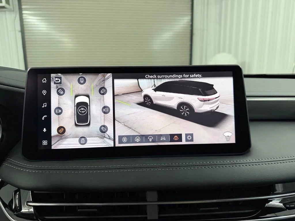 New 2027 HARBOR GRAY INFINITI Sport AWD image 25