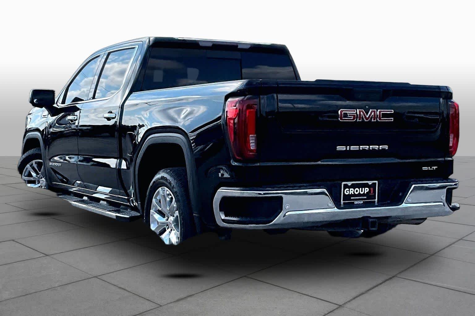 Used 2022 Onyx Black GMC SLT image 12