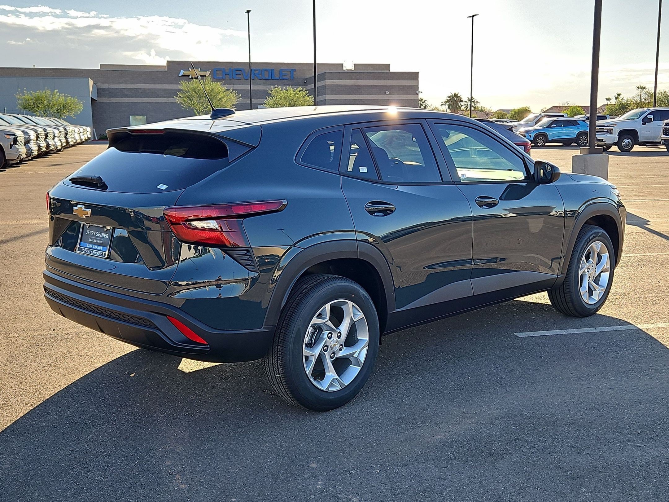2026 Chevrolet Trax LS - Photo 8