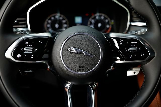 2026 Jaguar F-Pace R-Dynamic S - Photo 34