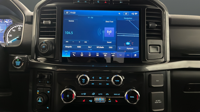 Used 2023 Agate Black Metallic Ford XLT image 13