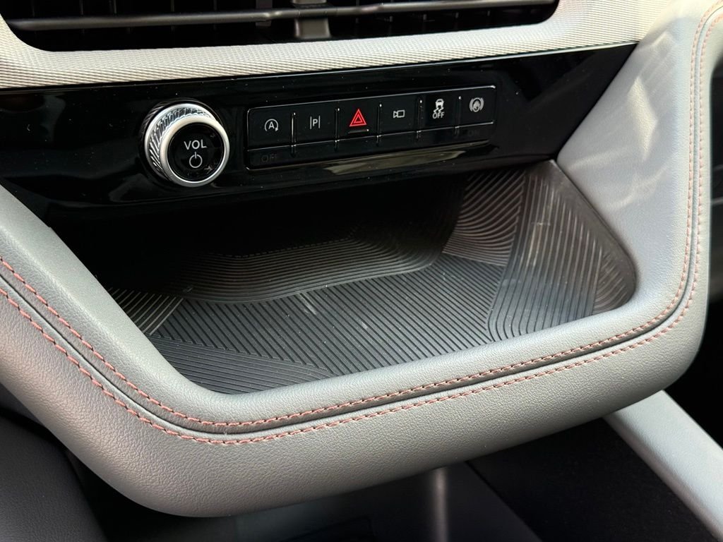 New 2026 Vapor Blue Metallic Ford Active image 11