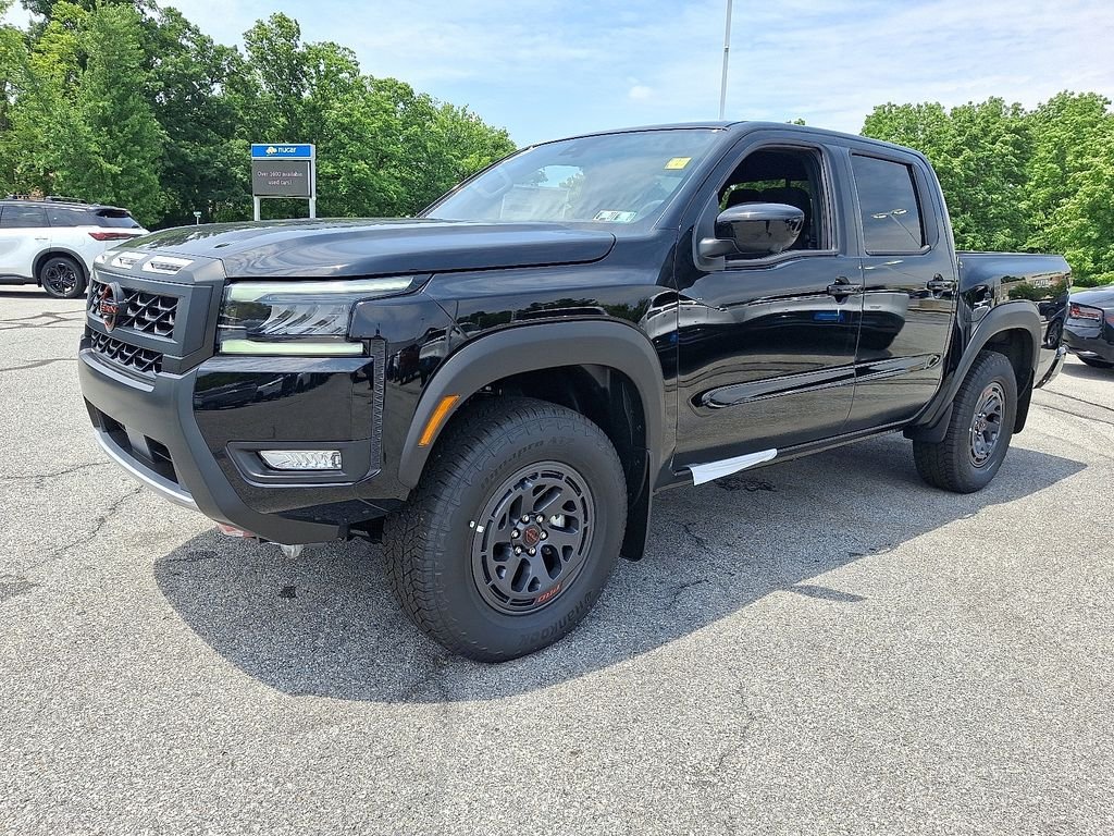 2026 Nissan Frontier — photo 2