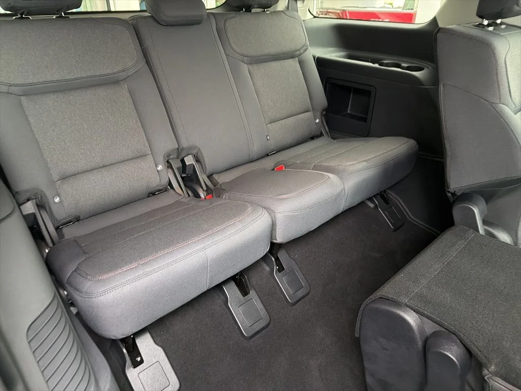 New 2025 Star White Metallic Tri-Coat Ford Active image 11