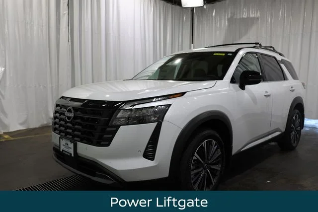 New 2026 Everest White Pearl TriCoat Nissan Platinum image 8