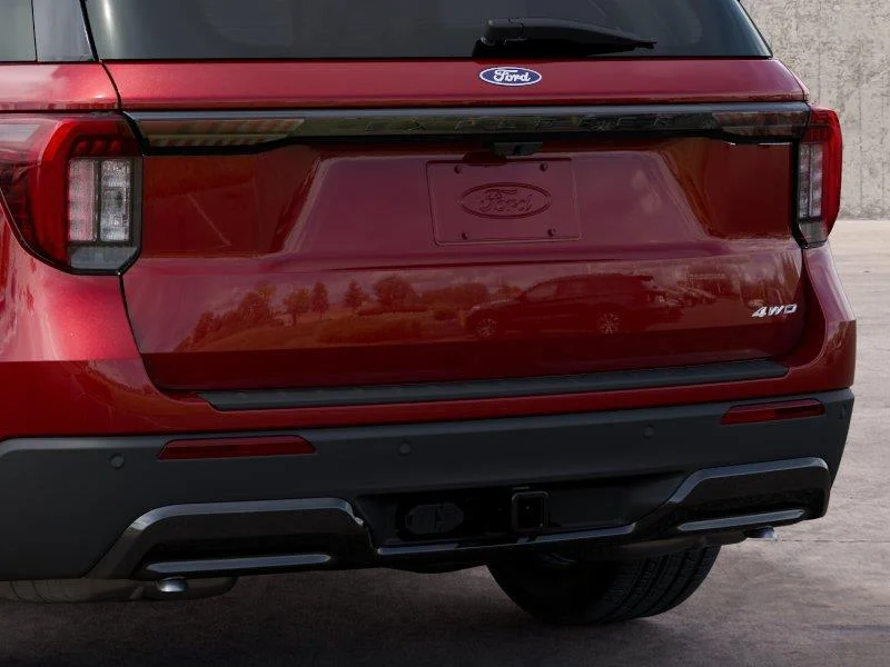 New 2027 Ruby Red Metallic Tinted Clearcoat Ford ST-Line image 16