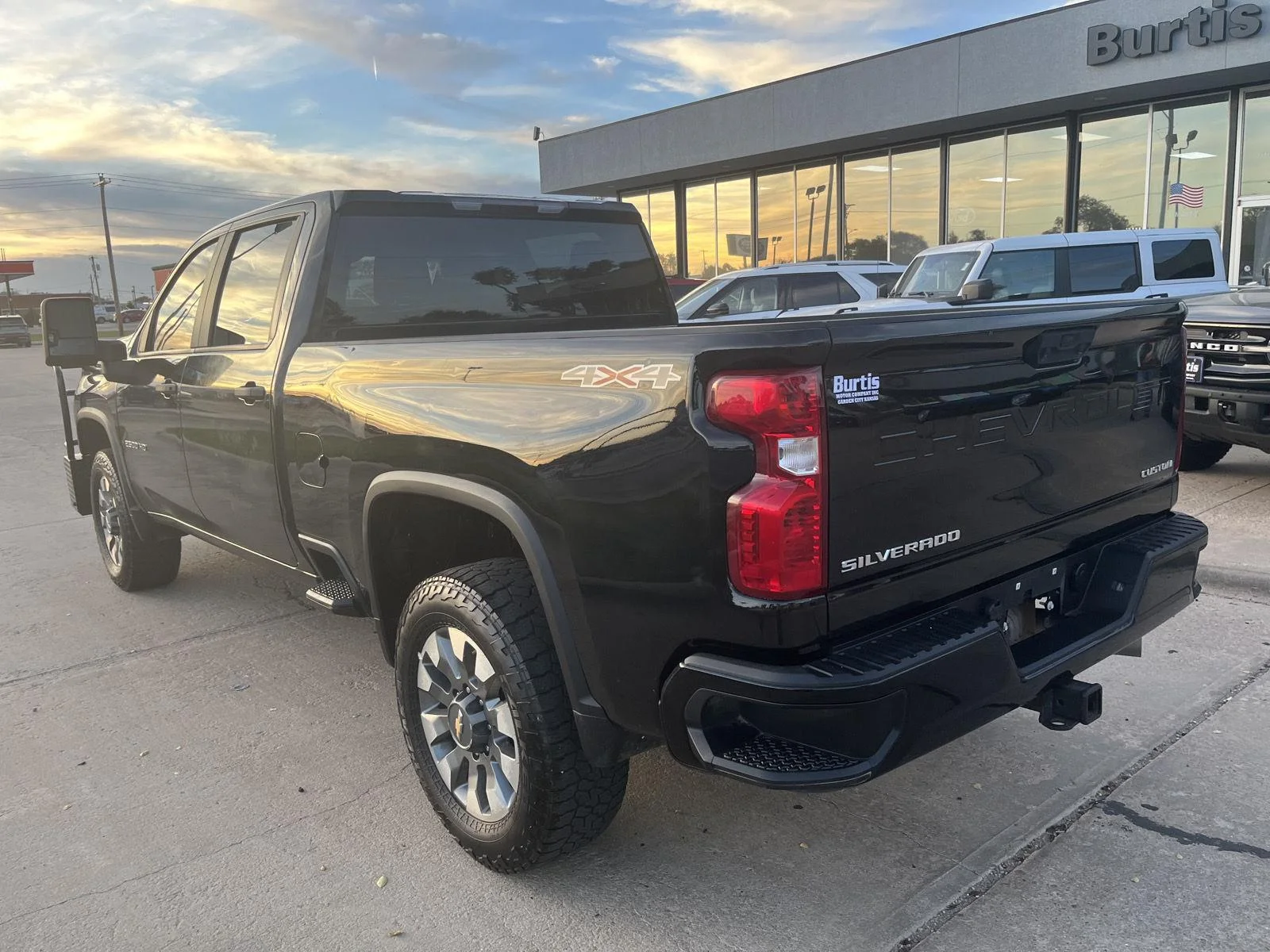 2022 Chevrolet Silverado 2500HD Custom - Photo 8