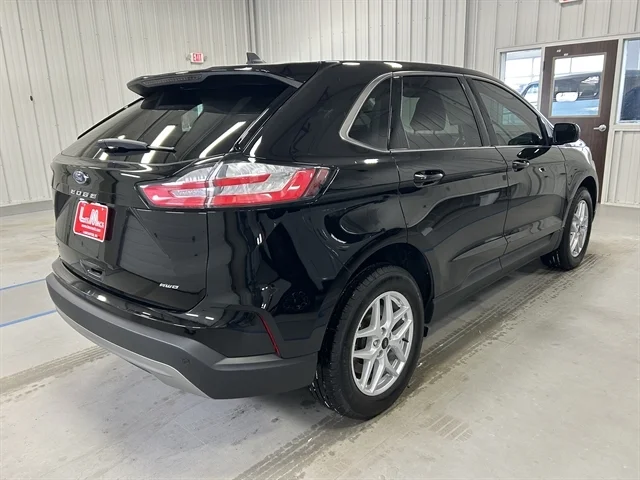 Used 2024 Black FORD SEL image 5