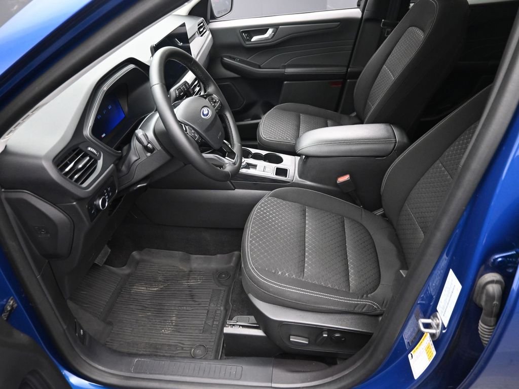 Used 2023 Blue Ford Active image 16