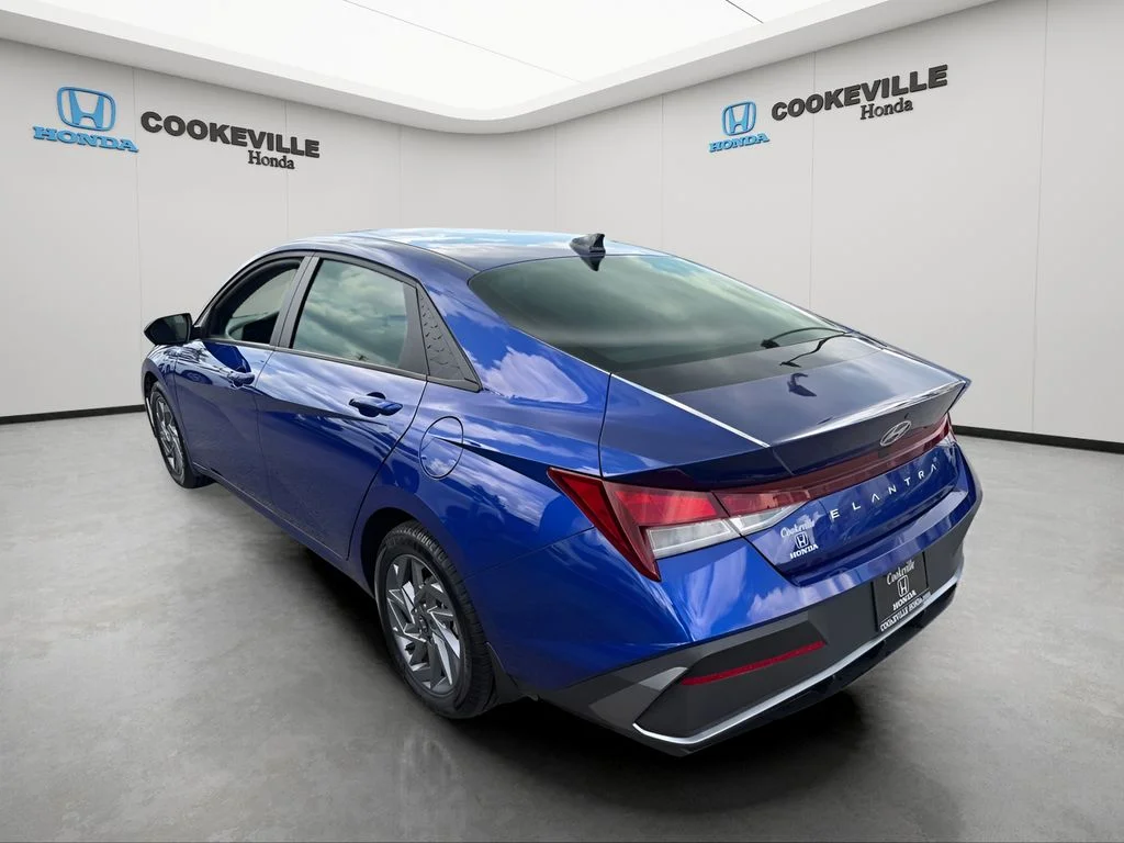 Used 2024 Intense Blue Hyundai SEL image 8