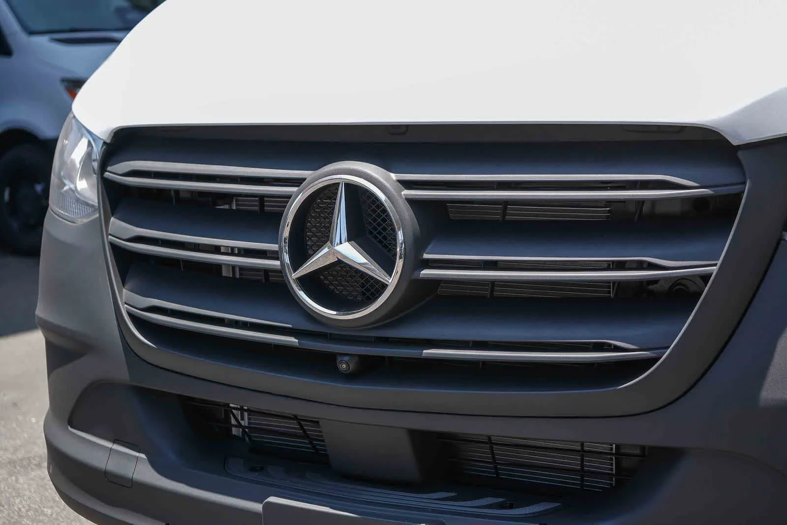 New 2026 Arctic White Mercedes-Benz Crew 144WB High Roof RWD 2.0L I4 Diesel Turbo HO image 6