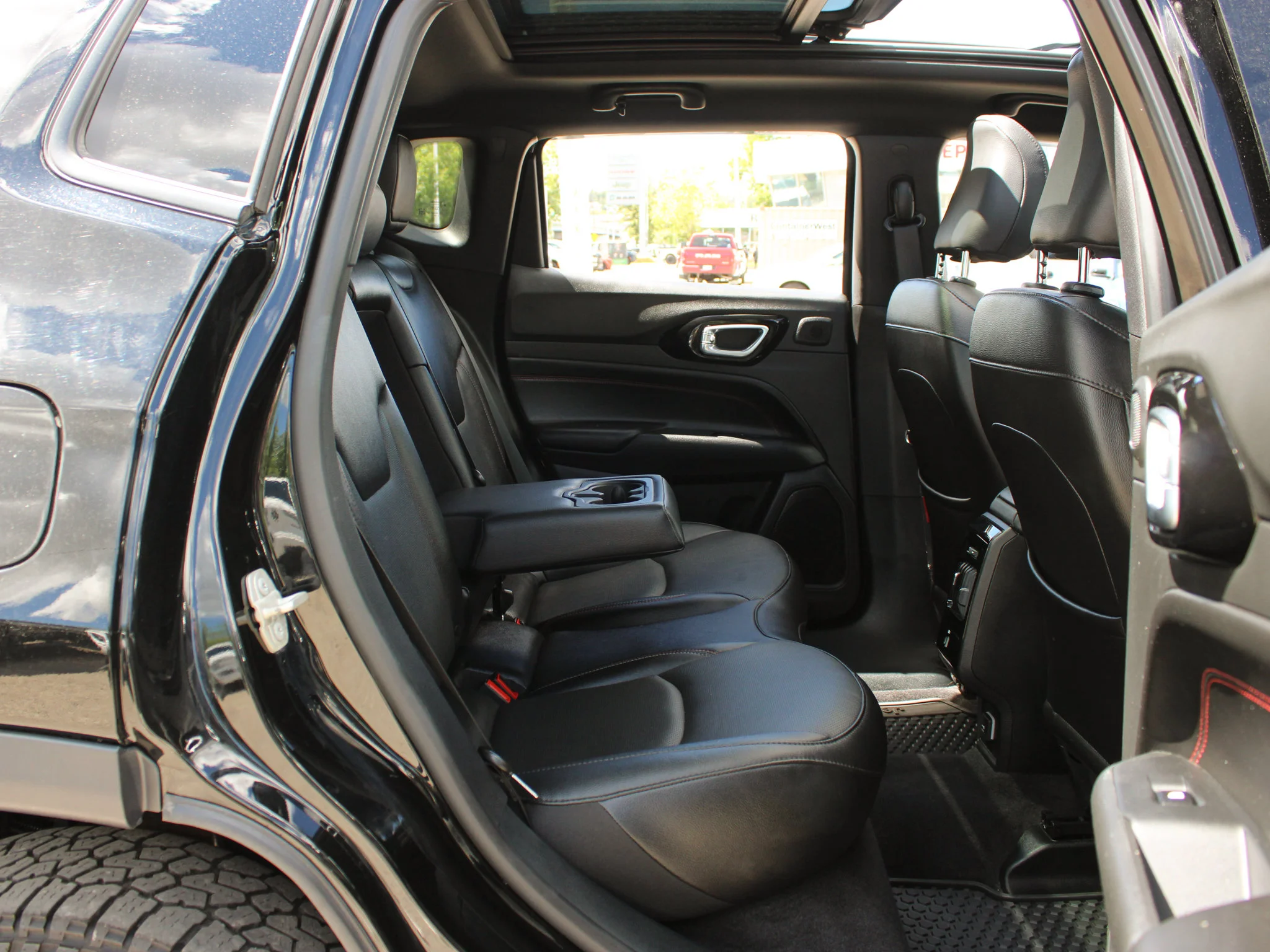 Certified Used 2024 Black Jeep Trailhawk Elite*No Accidents | Trailer Tow | Heated/Vented Seats | Apple CarPlay | Adaptive Cruise image 21