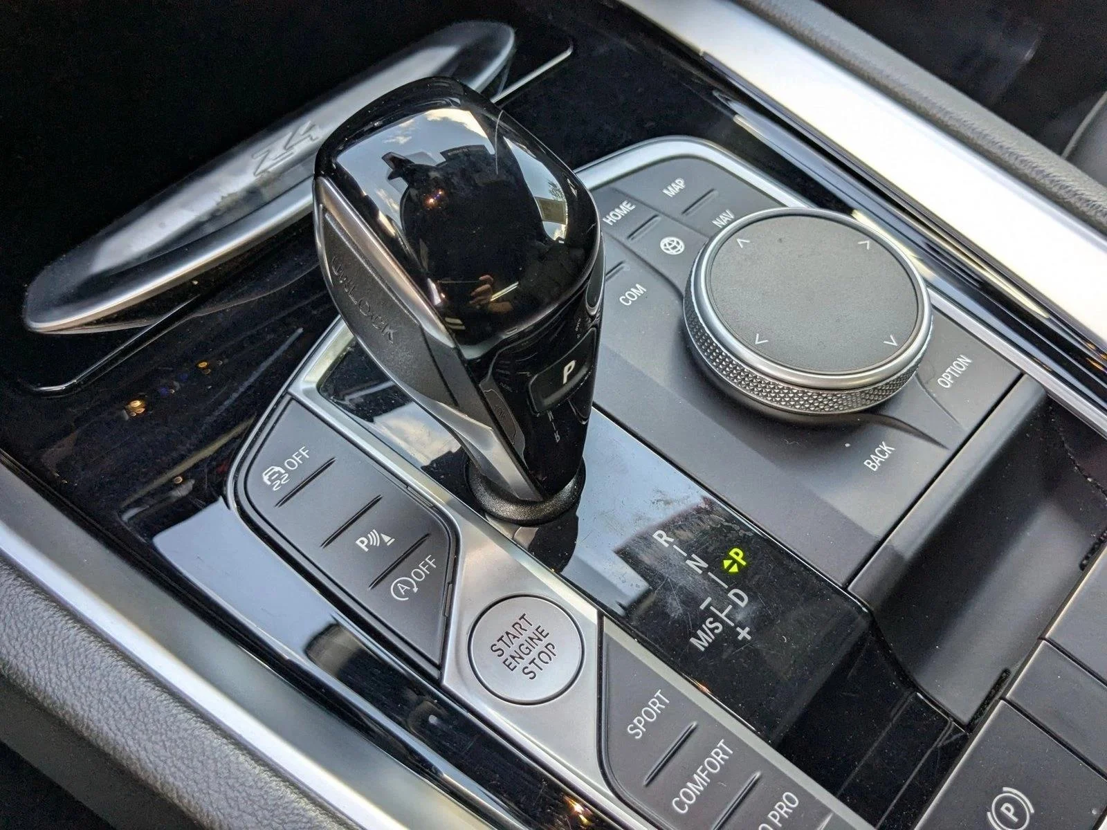 2025 BMW Z4 30i - Photo 12