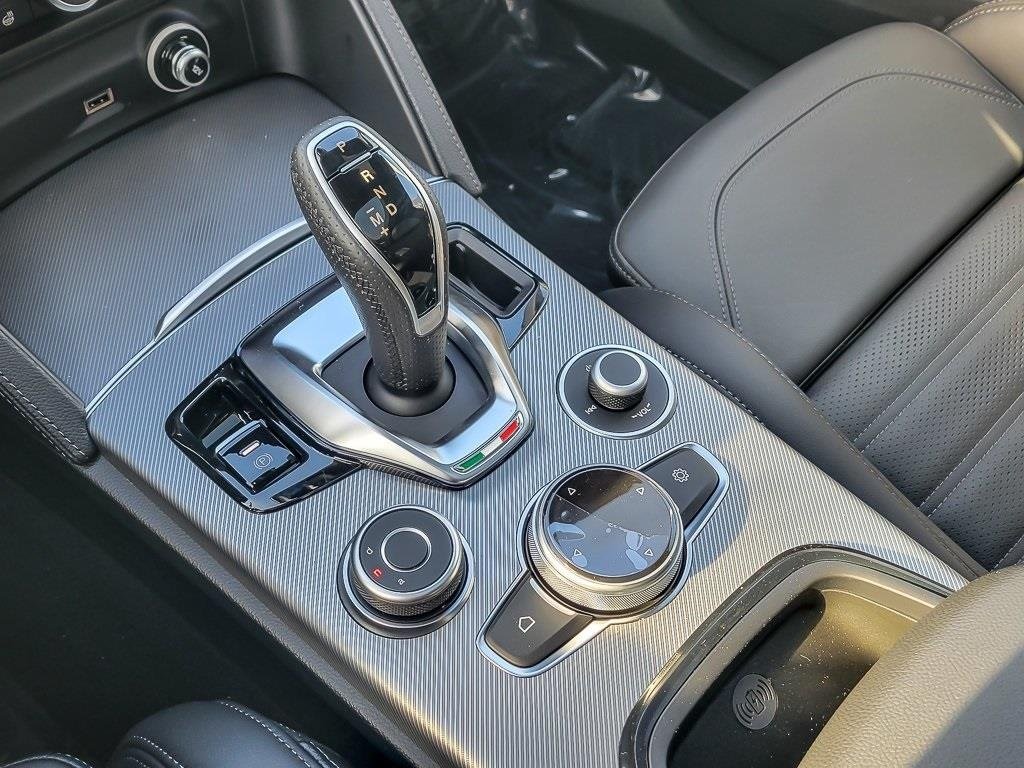 2025 ALFA ROMEO STELVIO - Image 16