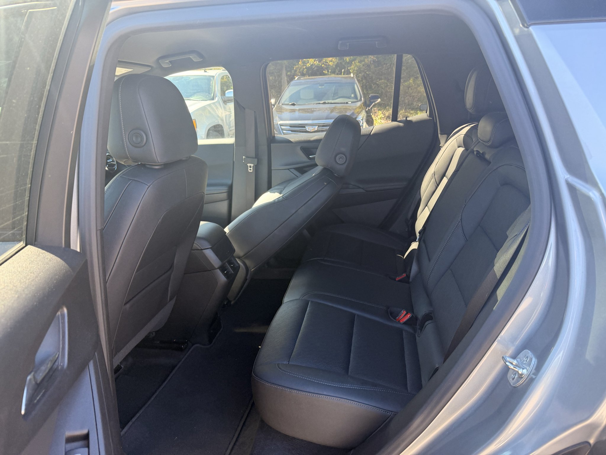 Used 2025 Sterling Gray Metallic Chevrolet AWD LT image 7