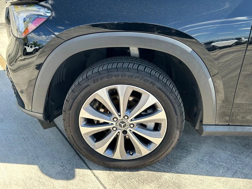 Used 2022 Black Mercedes-Benz GLE 350 image 28