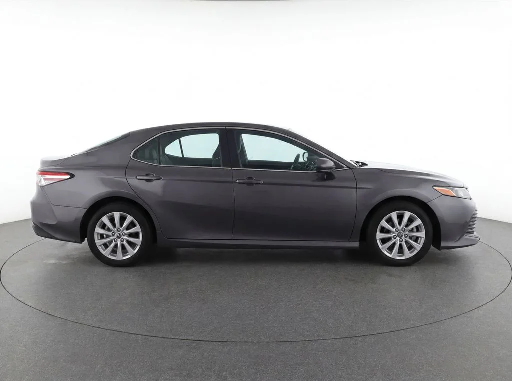 Certified Used 2018 Gray Toyota LE image 8