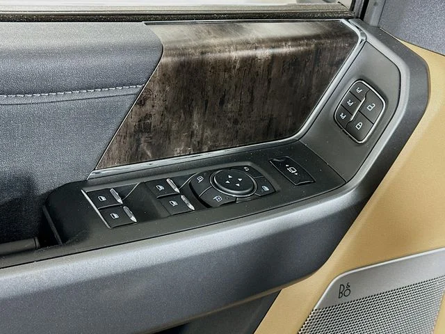 New 2026 Gray Ford Lariat image 10