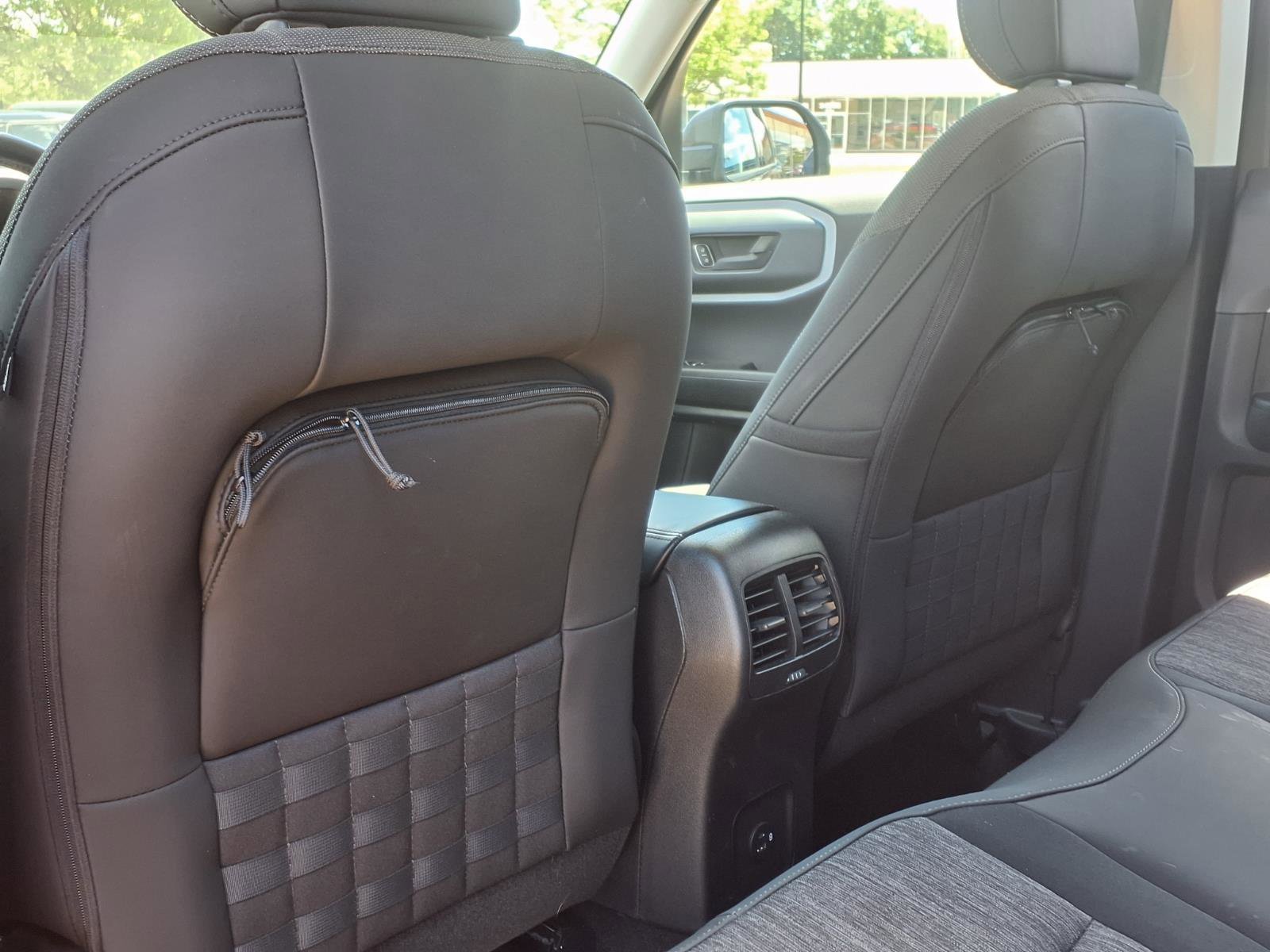 Used 2022  Ford Big Bend image 7