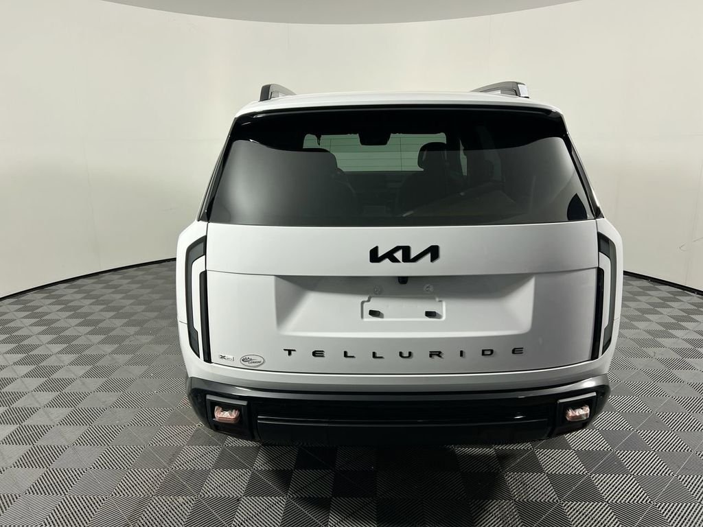 New 2027 Glacial White Pearl Kia X-PRO SX image 4