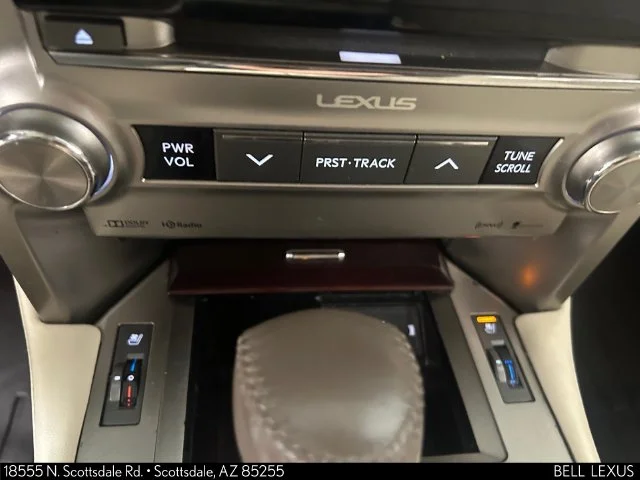 Used 2019  Lexus 460 image 29