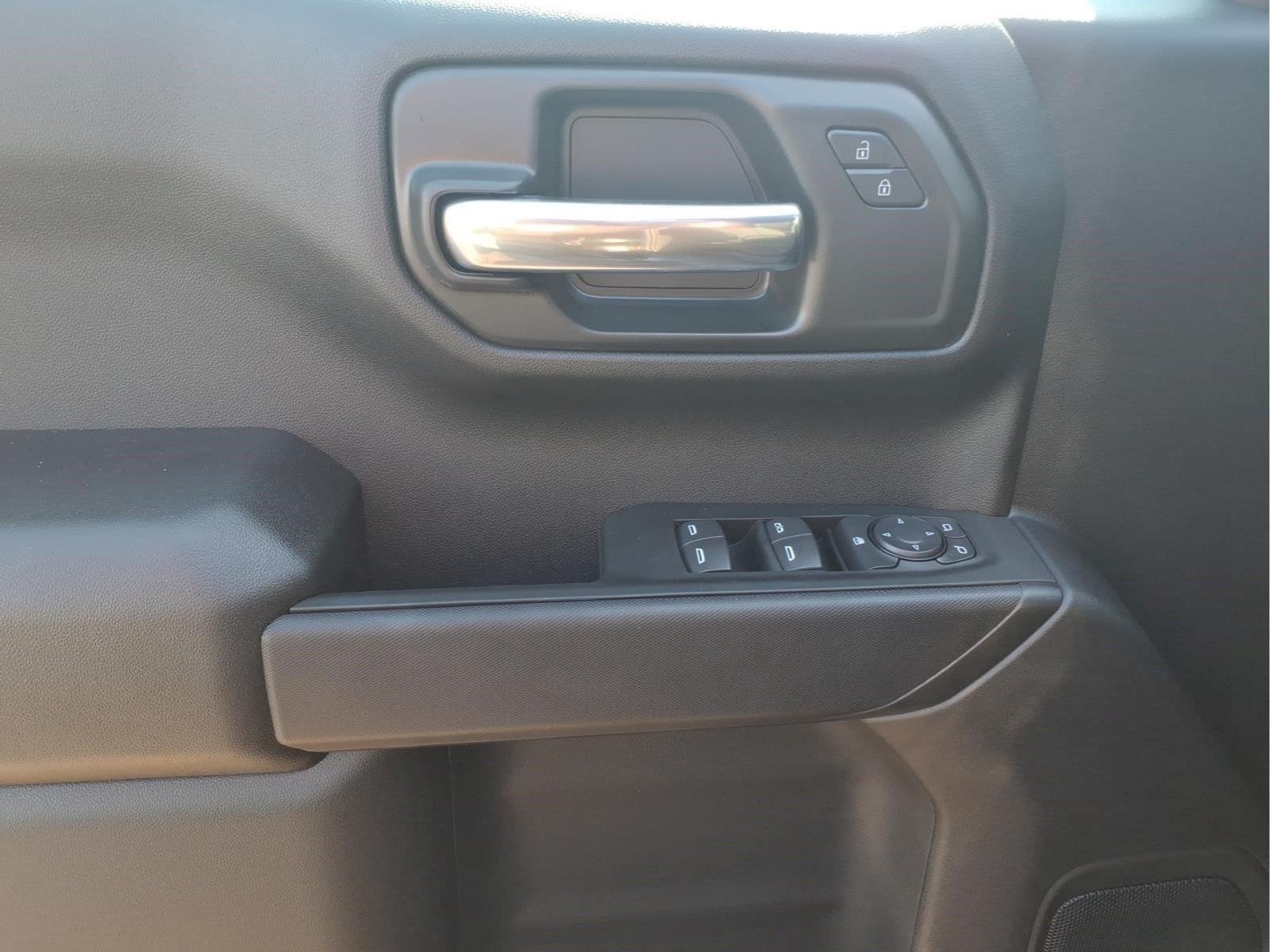 2026 Chevrolet Silverado 1500 Custom - Photo 14