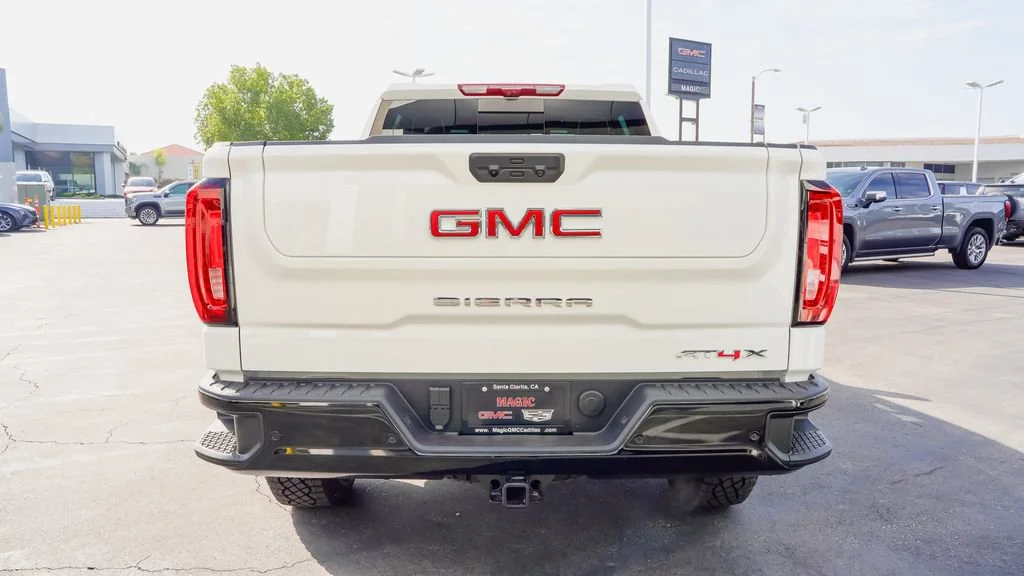 2026 GMC Sierra 1500 AT4X - Photo 10