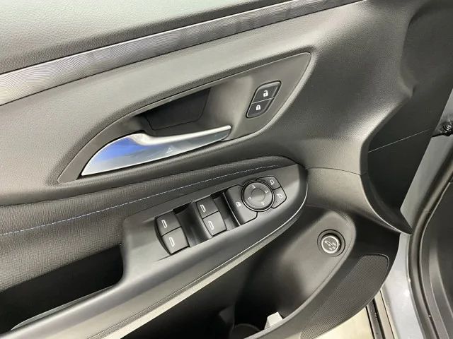 2026 Buick Envista Sport Touring - Photo 14