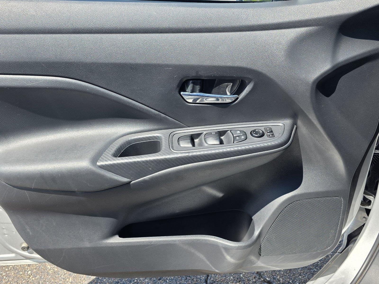 Used 2025 Brilliant Silver Metallic Nissan SV image 21