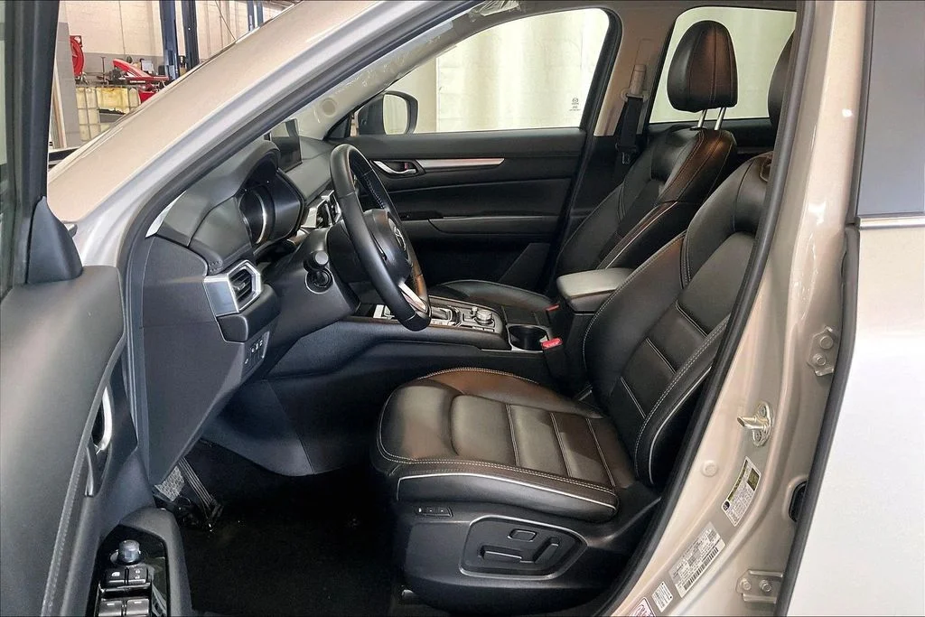 Used 2025 Silver Mazda 2.5 S Preferred Package image 25