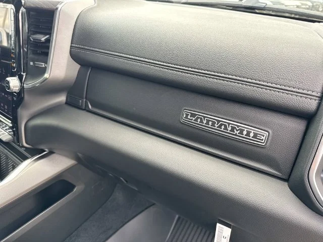 New 2027 Granite Crystal Metallic Clear-Coat Exterior Paint RAM Laramie image 39