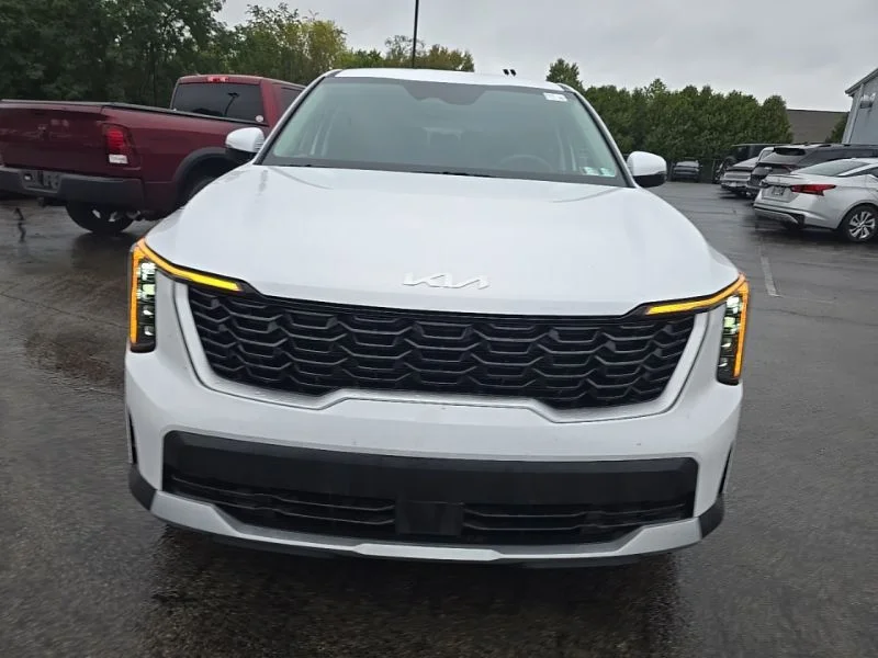Used 2025 White Kia LX image 2