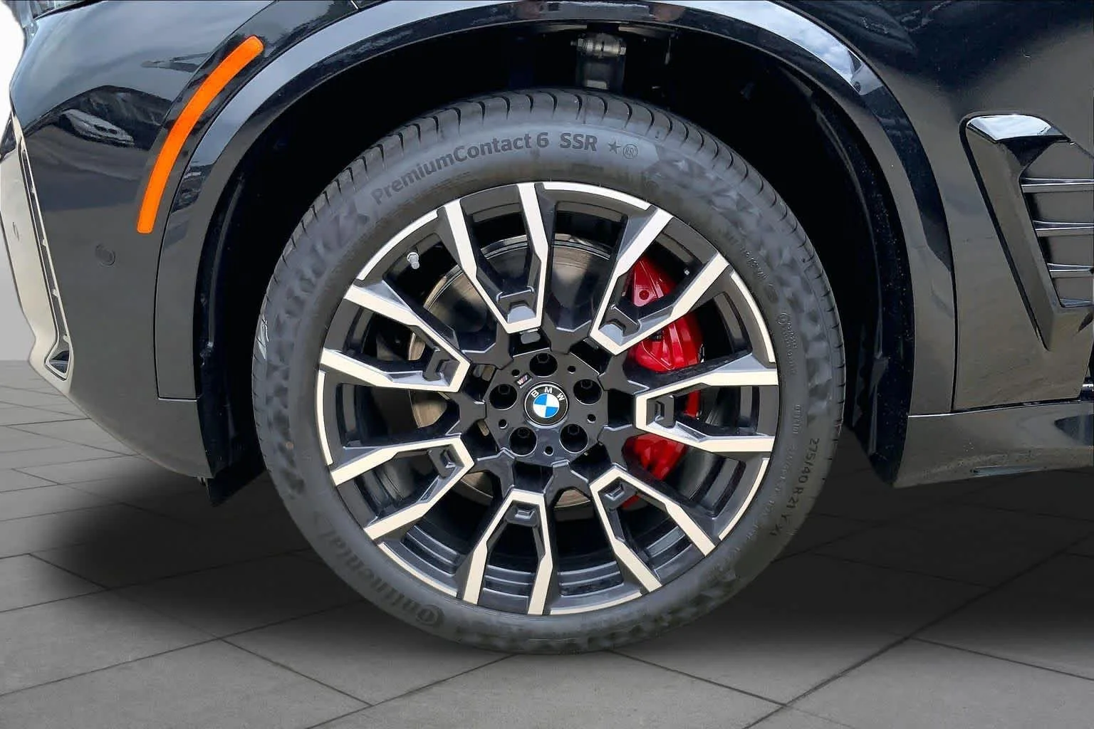 New 2026 Black Sapphire Metallic BMW xDrive40i image 12
