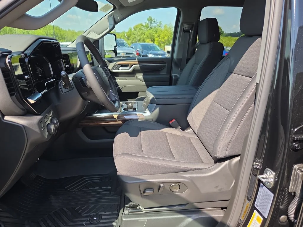 2026 Chevrolet Silverado 2500 HD LT - Photo 23