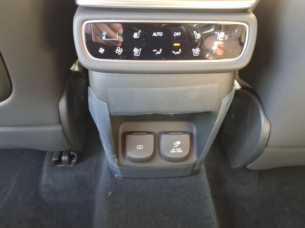New 2026 Silver Genesis 3.5T e-SC image 12