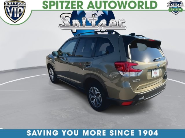 Used 2024 Brown Subaru Premium image 12