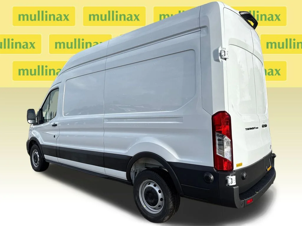 New 2026 White Ford Base image 4