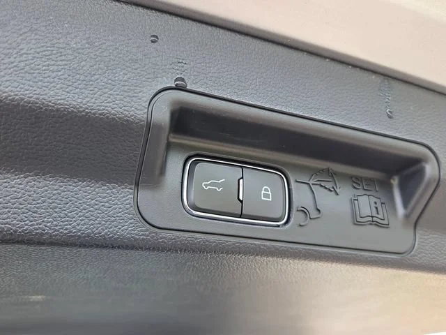 Used 2023 Silver Ford XLT image 14